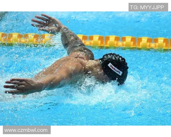 蝶泳比赛规则详解与技巧解析:从起跳到触壁的每一个关键环节 蝶泳比赛规则详解与技巧解析:从起跳到触壁的每一个关键环节